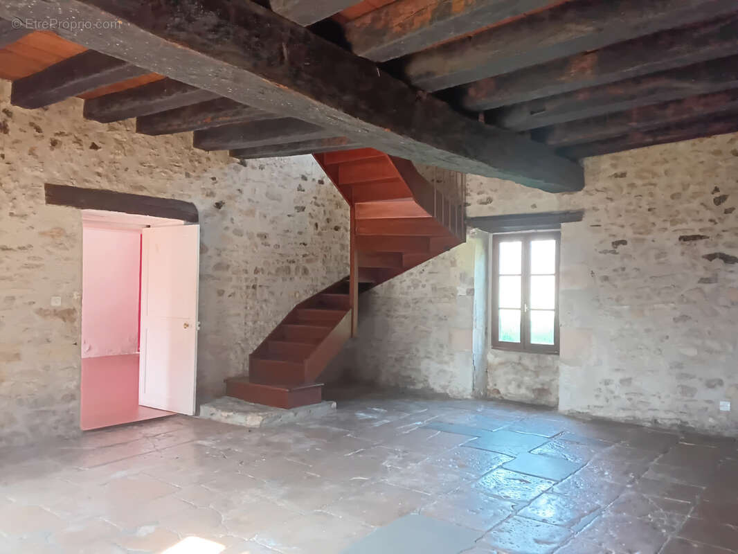 Maison à GERMIGNY-L'EXEMPT