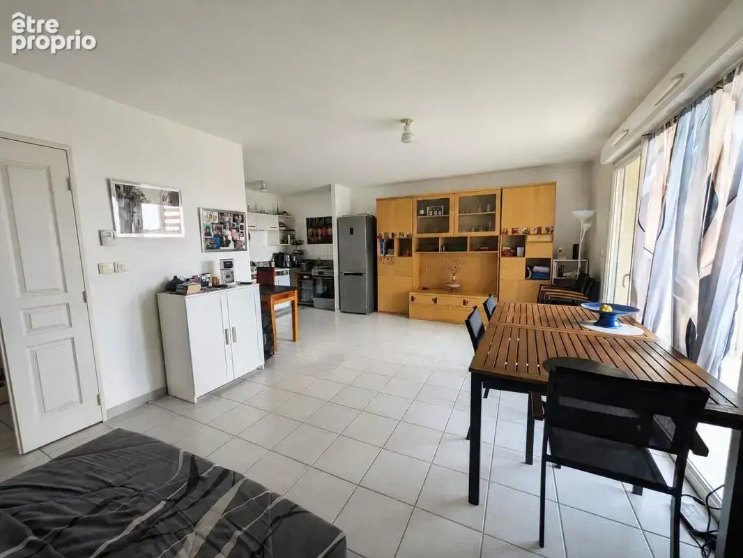 Appartement au centre de CHARNAY LES MACON - photo 1