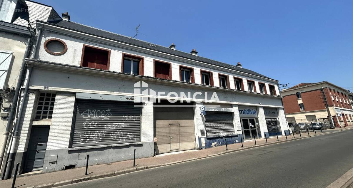 Commerce à ETAMPES