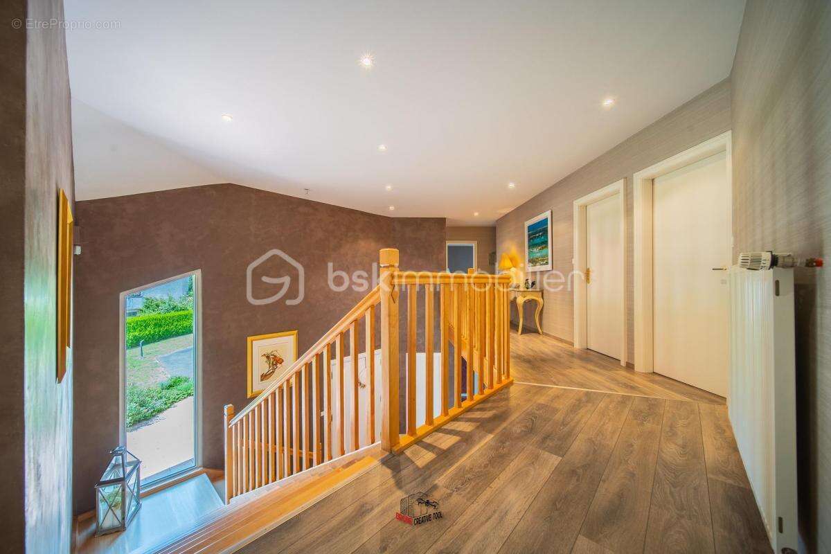 Maison d’architecte 290 m² – Parc paysager 8 000 m² – 5 ch – Entrée cathédrale – Secteur Boulay-Moselle - photo 11