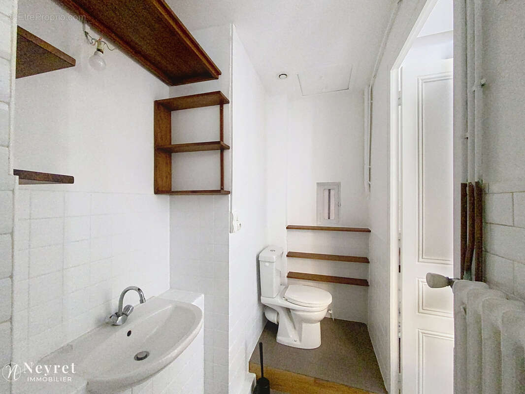 Appartement à SAINT-ETIENNE