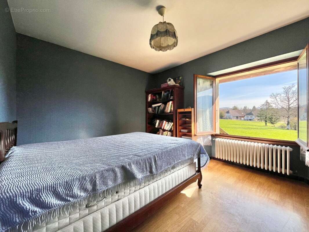 Appartement à GROISY