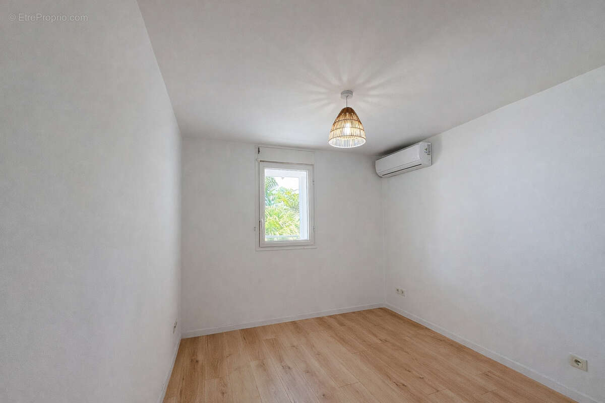 Appartement à SAINT-DENIS