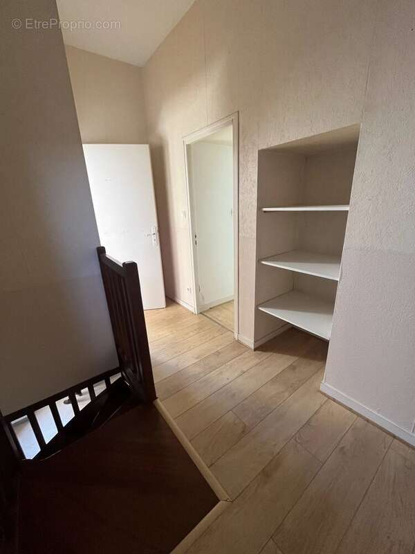 Maison à FLEUREY-SUR-OUCHE