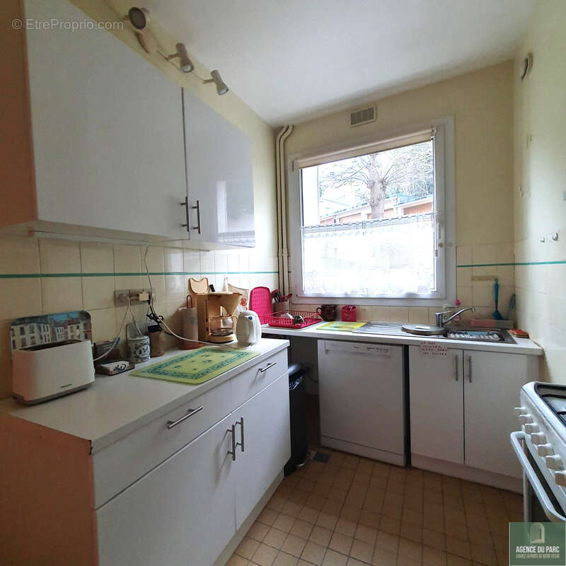 Appartement à VILLE-D'AVRAY