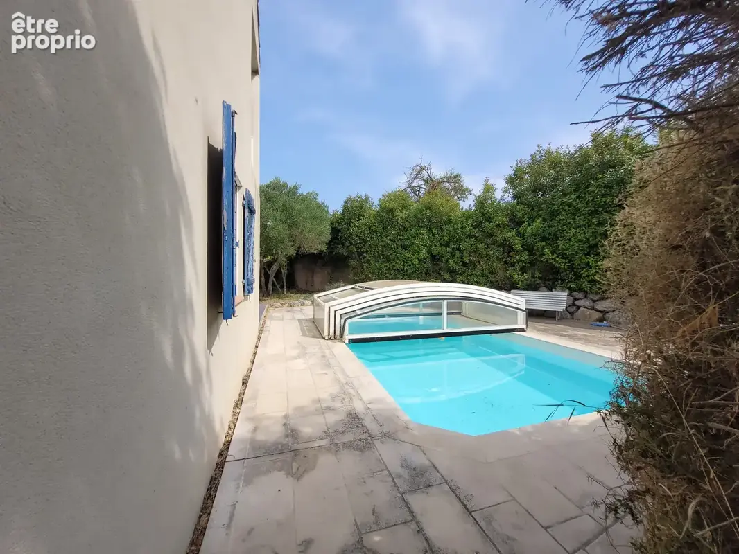  FLEURY Idéale située en bordure de garrigues cette Villa de type V d'une SH 152 m2 sur 3 faces sur un terrain - photo 20