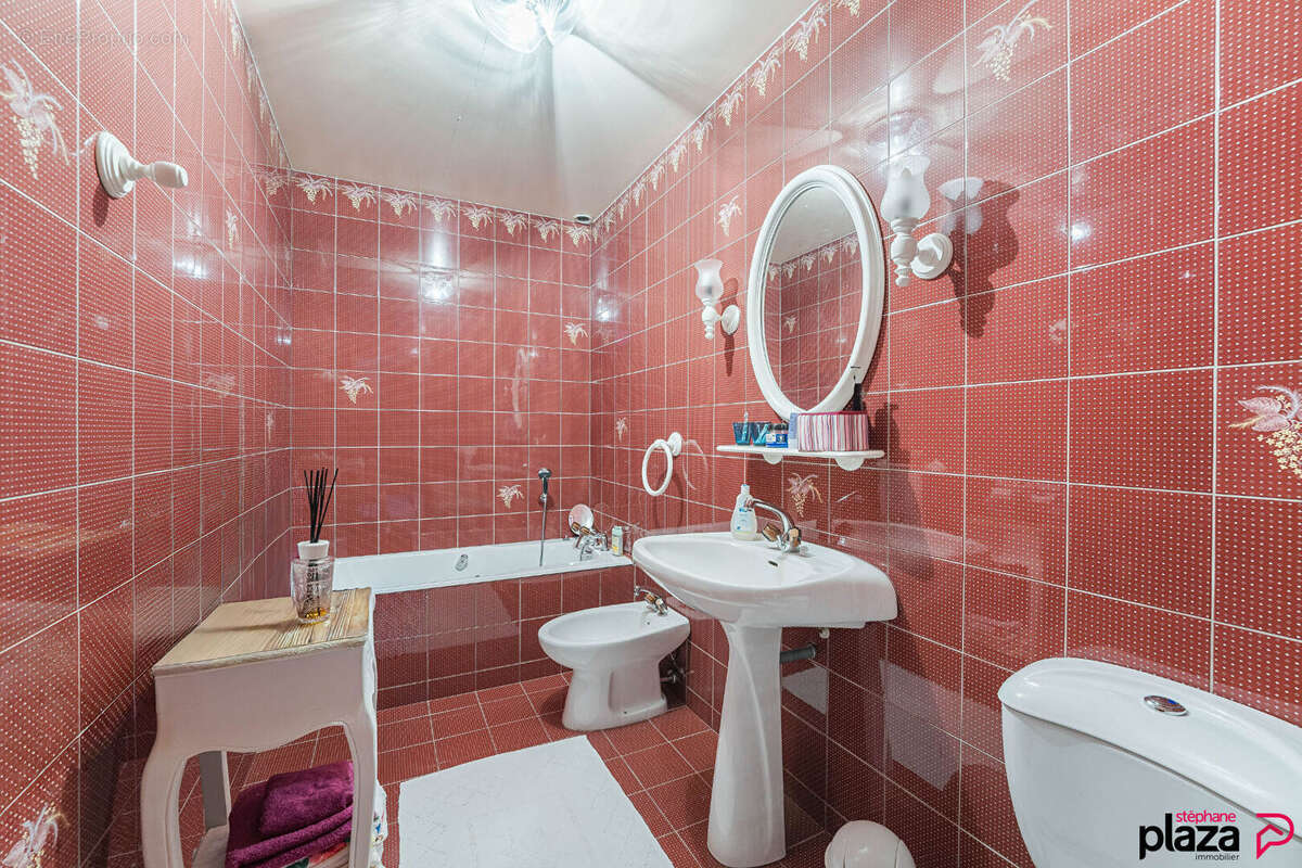 Maison à DIVONNE-LES-BAINS