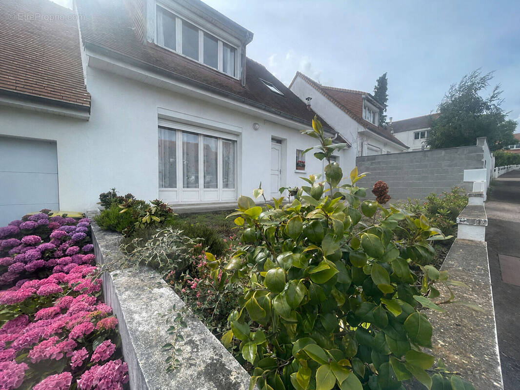 Maison à VERSON