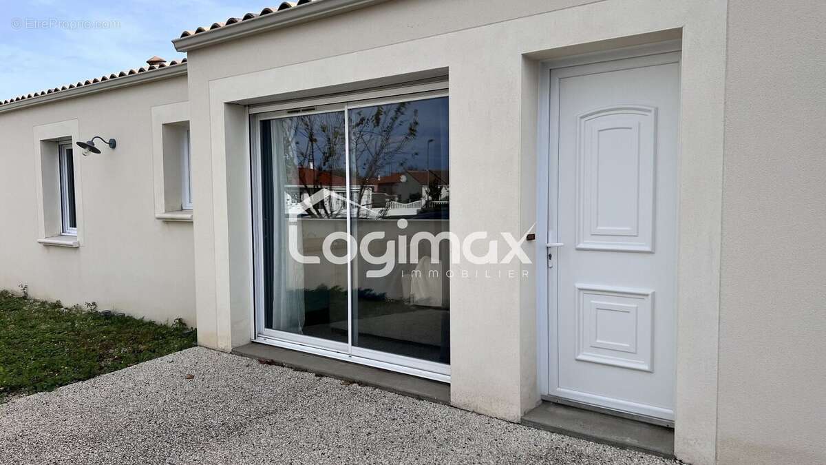 Maison à SAINT-XANDRE