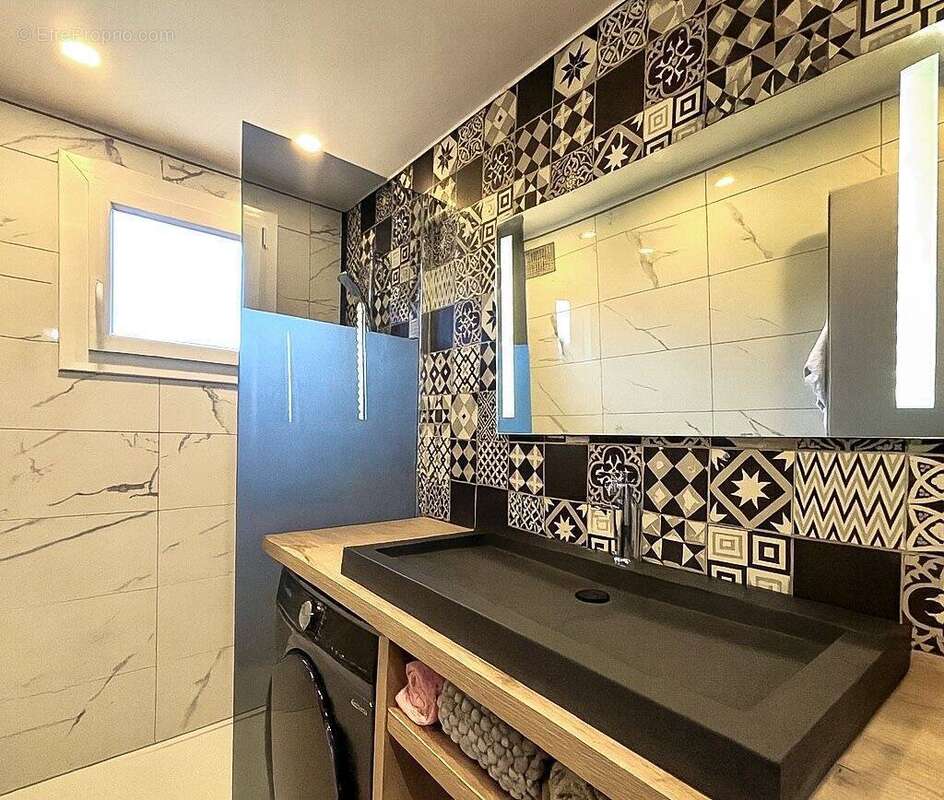 Appartement à LA RAVOIRE