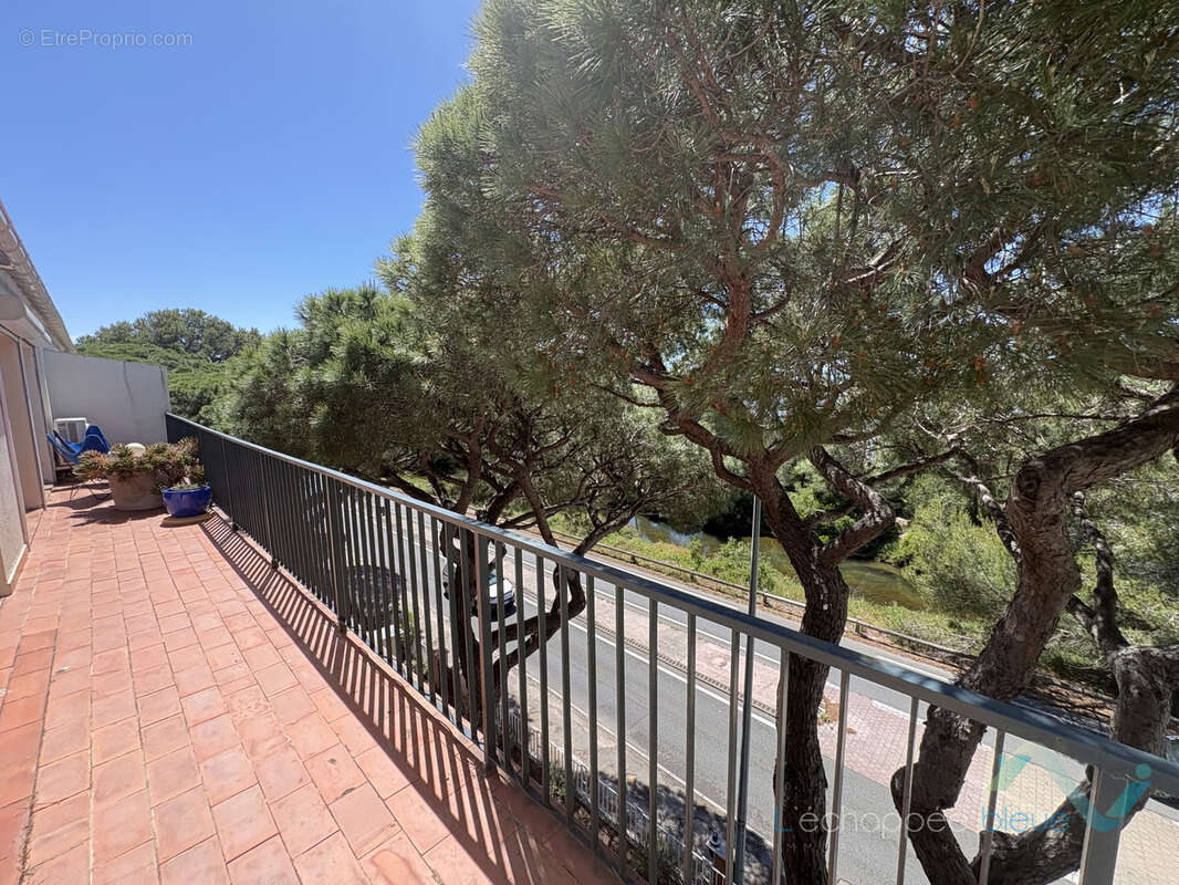 Appartement à HYERES