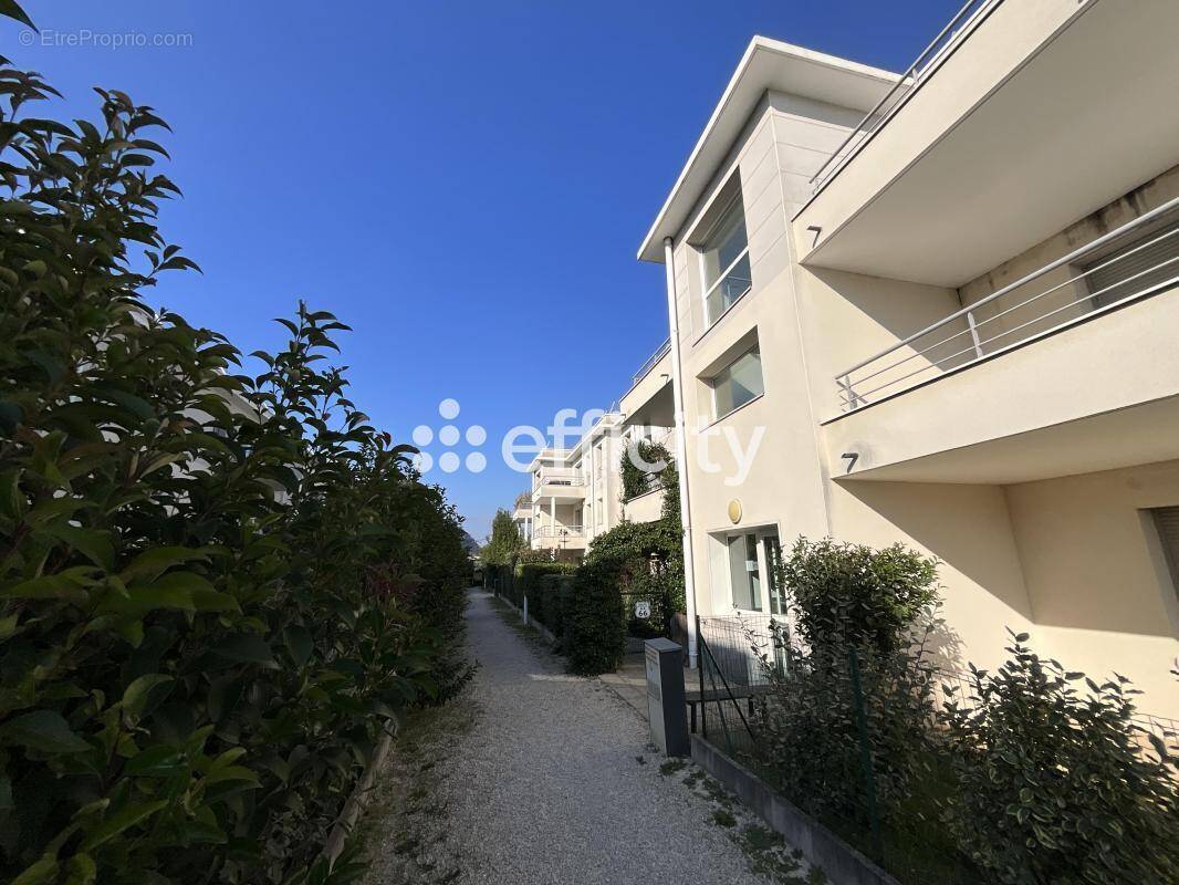 Appartement à SOYONS