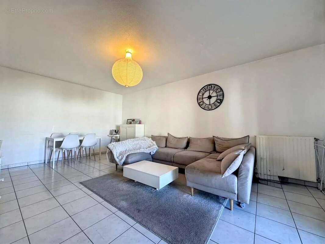 Appartement à MARSEILLE-10E