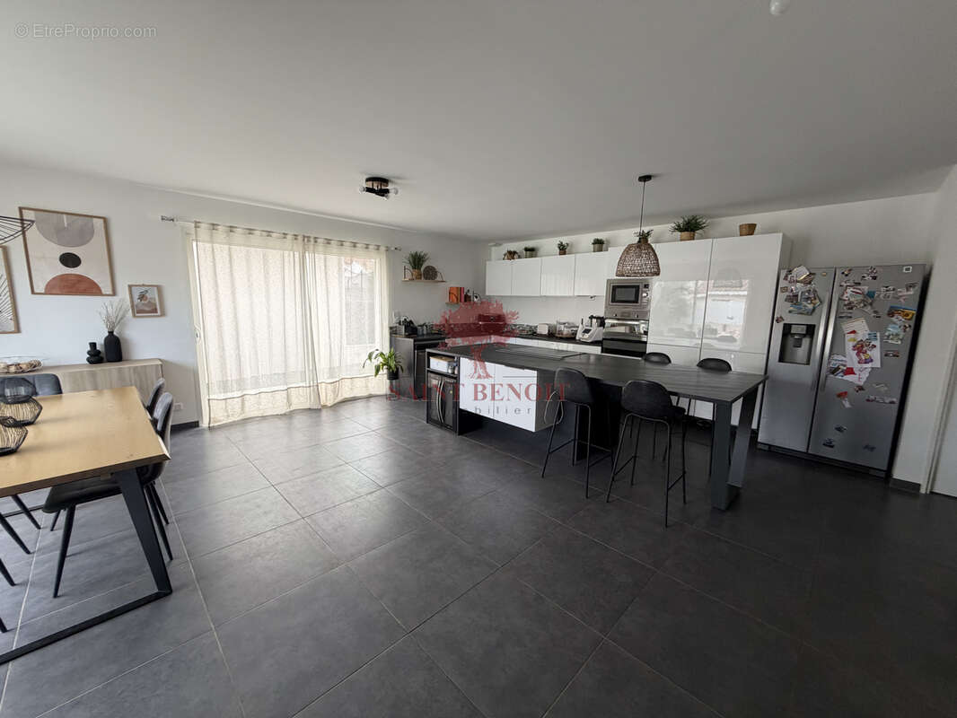A vendre saint andre de sangonis villa de type 5 pieces avec garage et piscine - photo 7