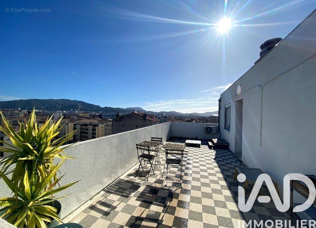 Photo 1 - Appartement à MARSEILLE-5E