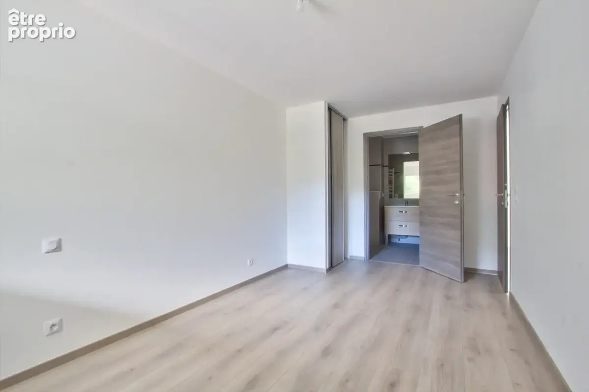 Appartement 4 pièces 89 m² à vendre à Aigueblanche (73260) - photo 5