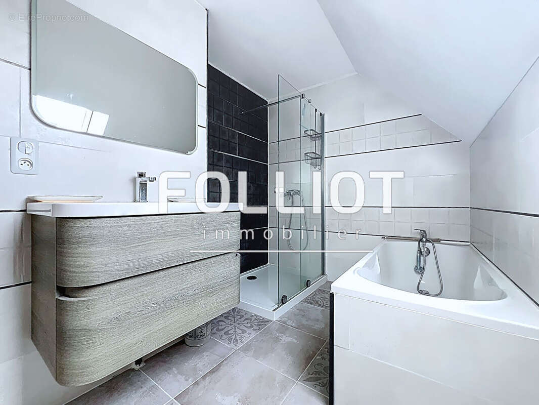 Maison à HEROUVILLETTE