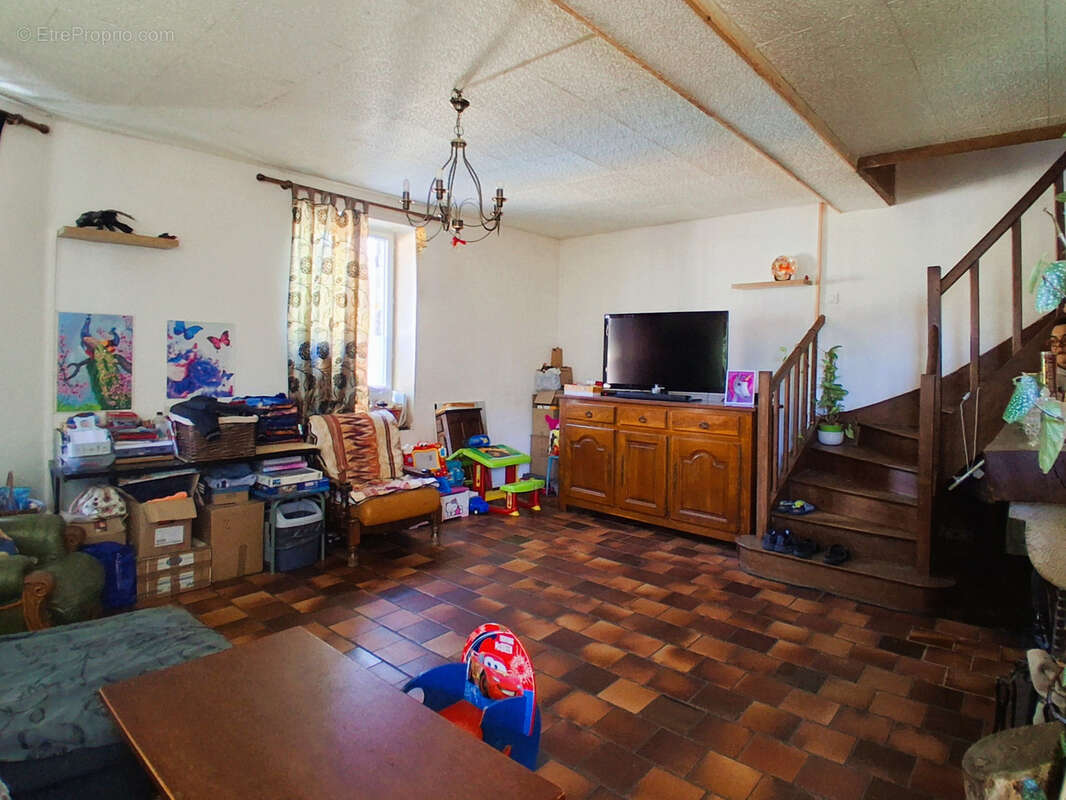 Maison à LA BUSSIERE