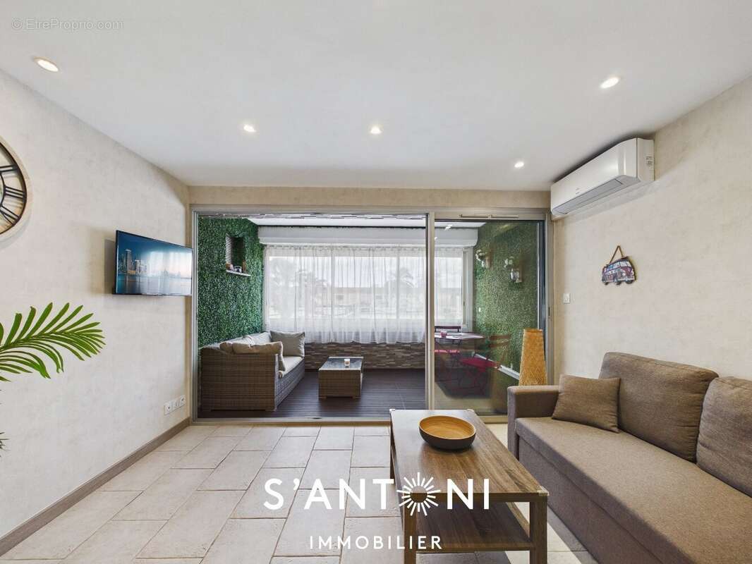 Appartement à VIAS