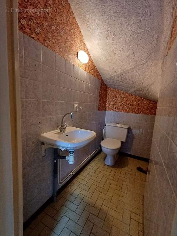 Maison à CHAS