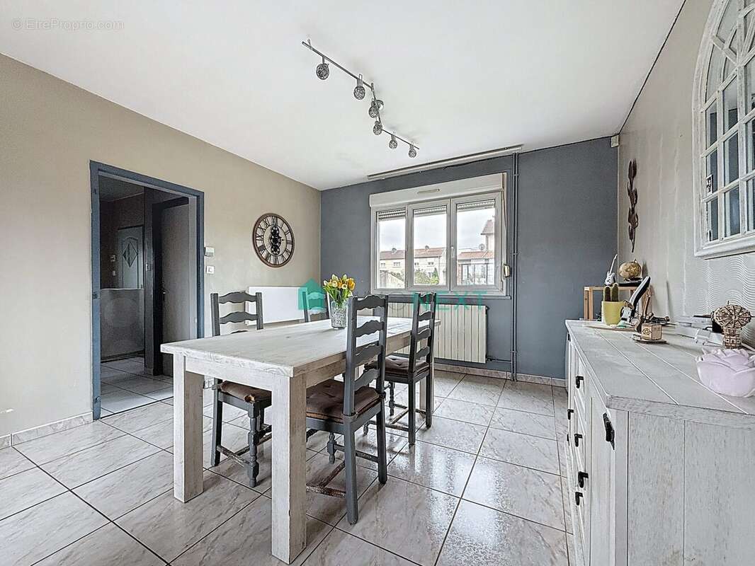 Maison à SAINTE-MARIE-AUX-CHENES