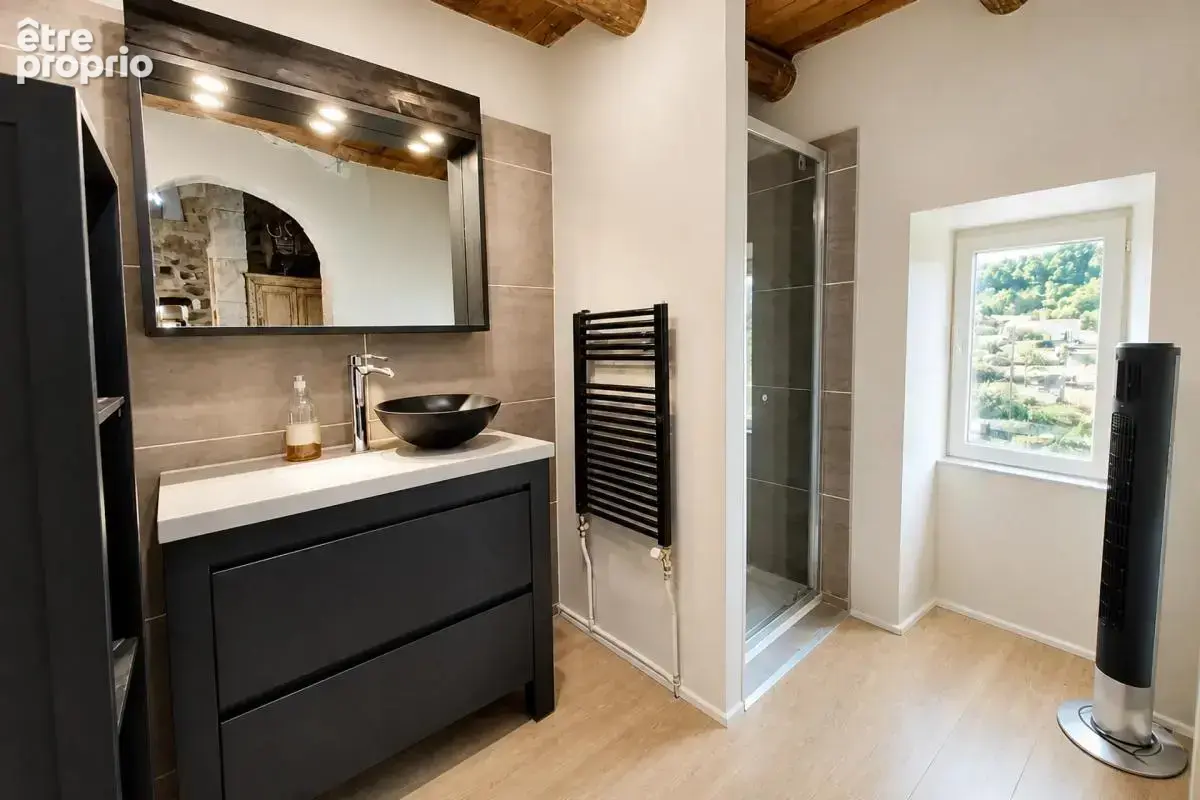 Saint-paul-le-jeune –
authentique mas en pierre
rénové de 196 m² - photo 30