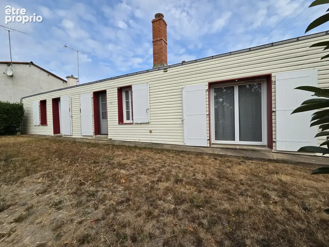 Photo Maison à Landeronde au prix de 158 250€