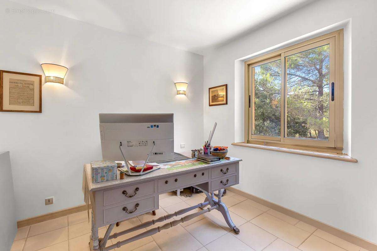 Maison à LA MOTTE