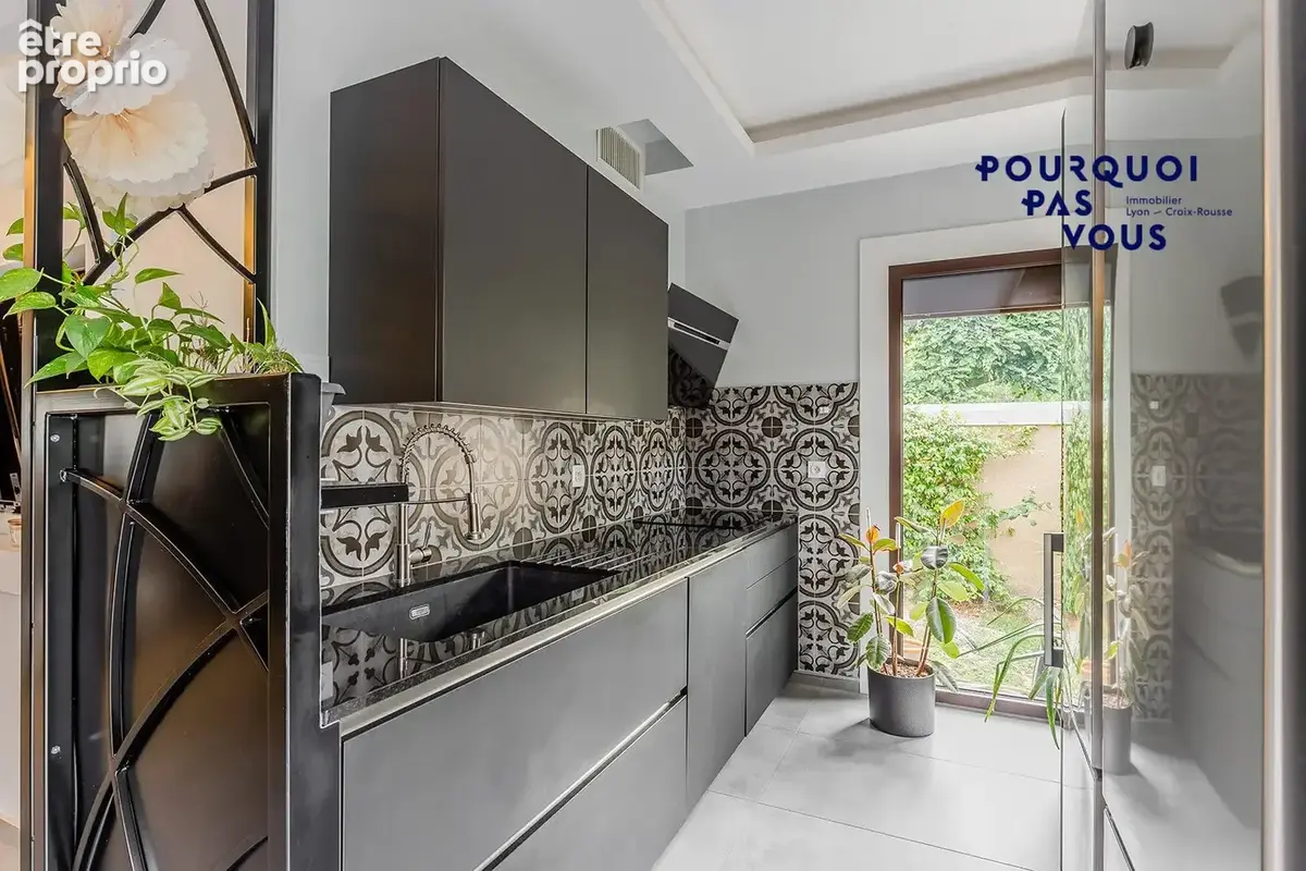Maison 6 pièces 332 m² à vendre à Lyon-4e (69004) - photo 5