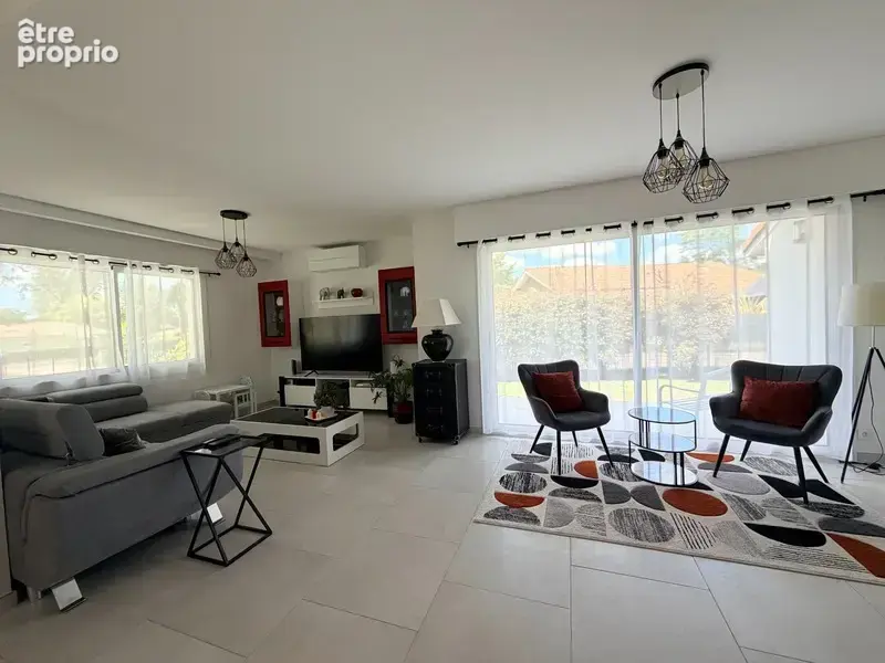 Maison d'architecte totalement rénovée de 130M2 SAINT MARTIN D'ONEY (40) avec terrain de 2000M2 - photo 8