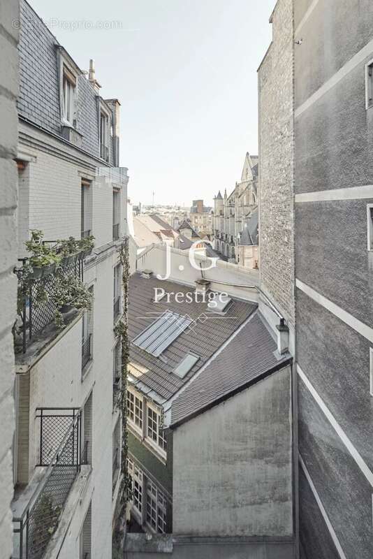 Appartement à PARIS-5E