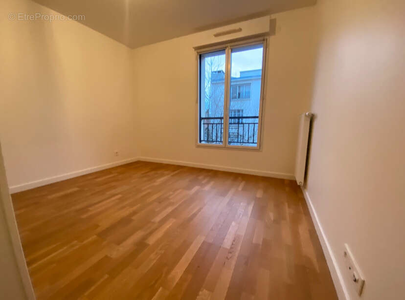 Appartement à SURESNES