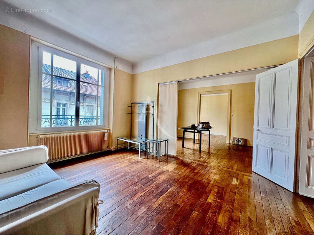 Epinal centre, appartement chaleureux . - photo 8