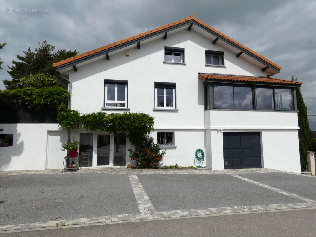 Maison à CHAUSSAN