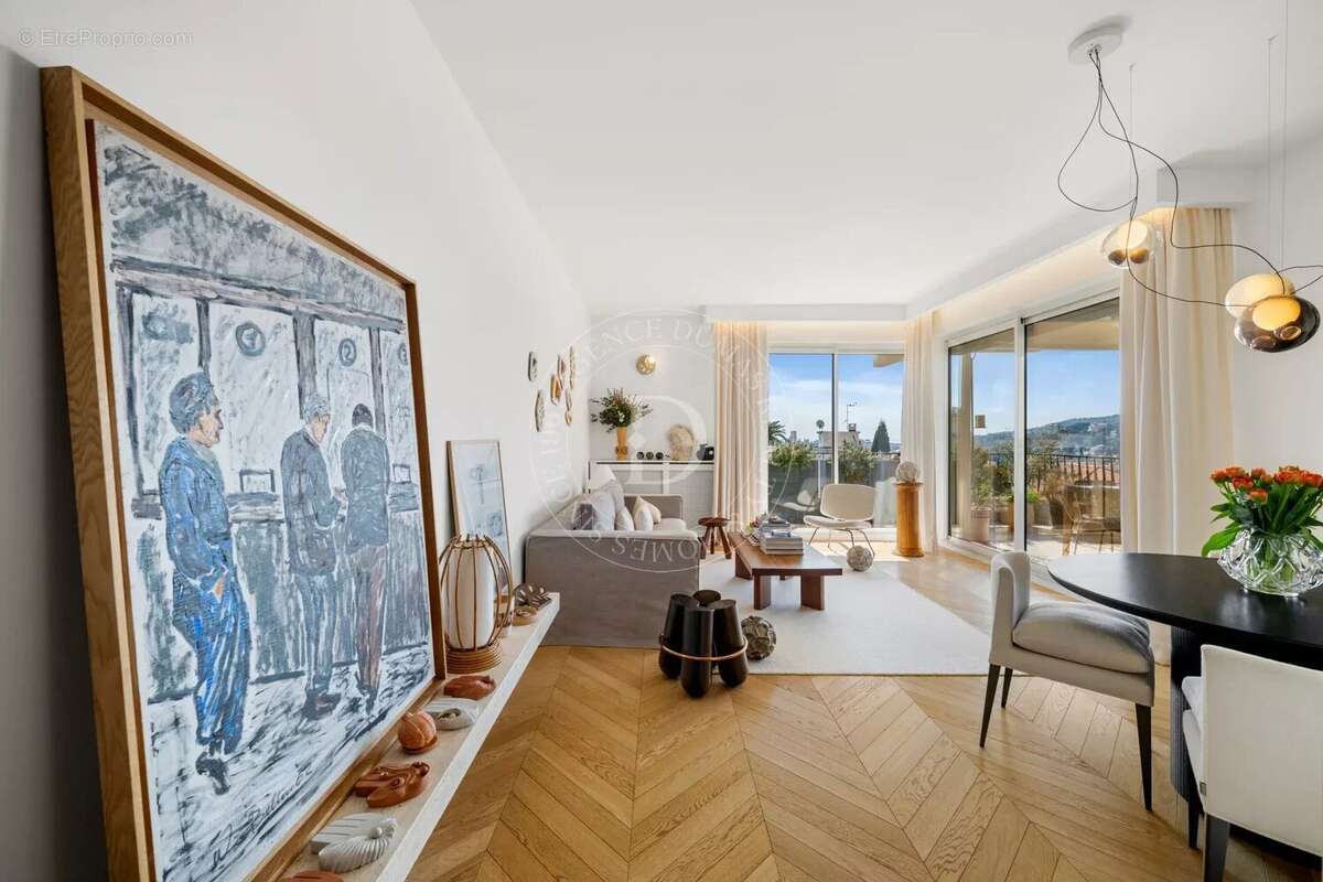 Appartement à BEAULIEU-SUR-MER