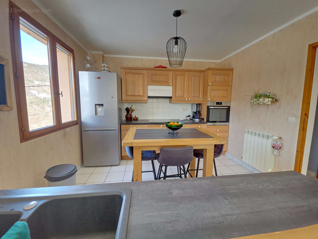 Maison à QUEIGE