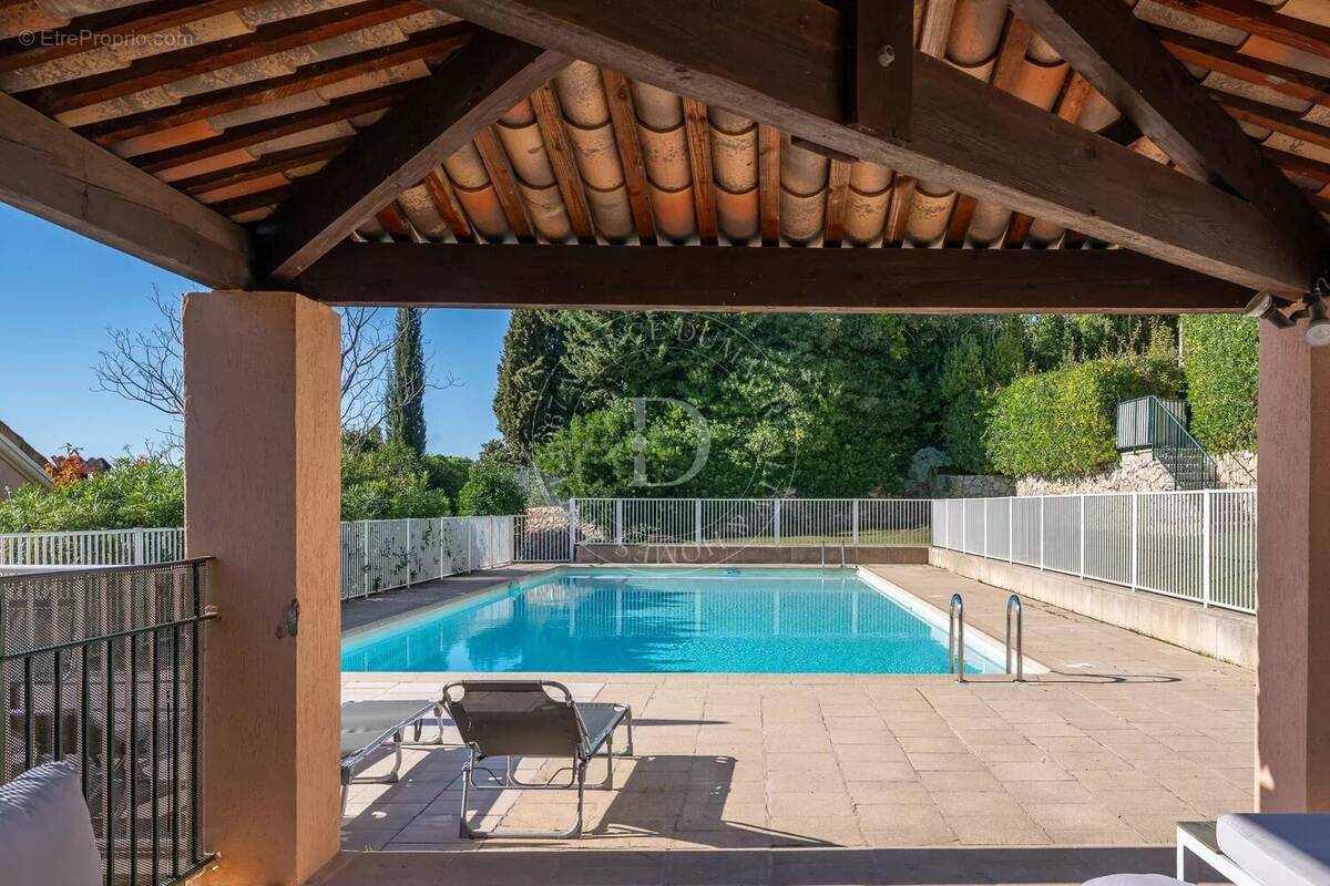 Appartement à VILLEFRANCHE-SUR-MER