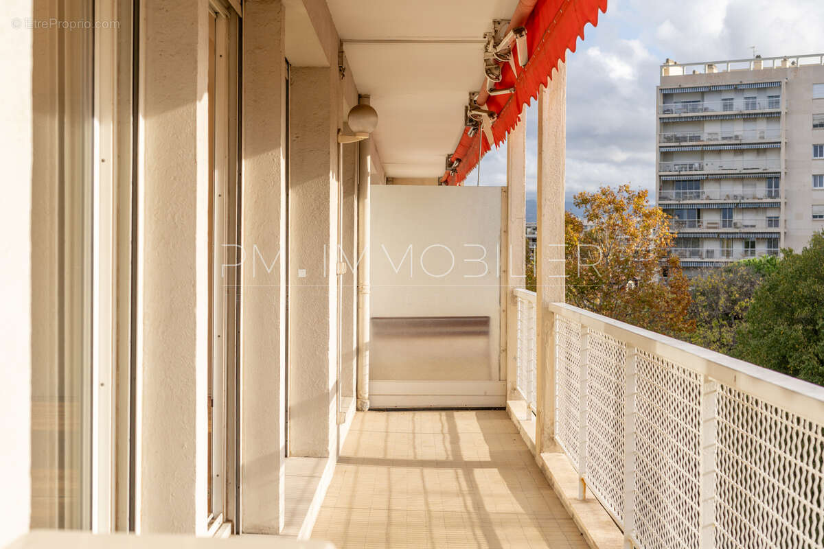 Appartement à MARSEILLE-8E