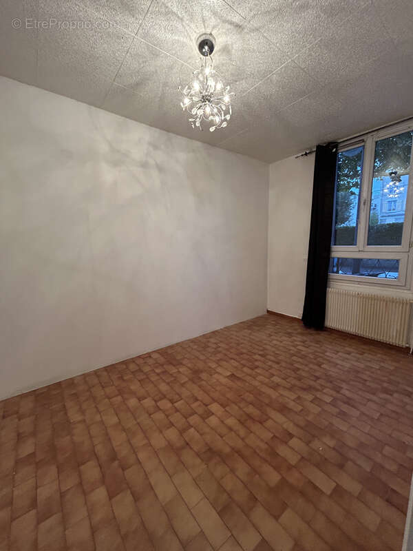 Appartement à LE BOURGET