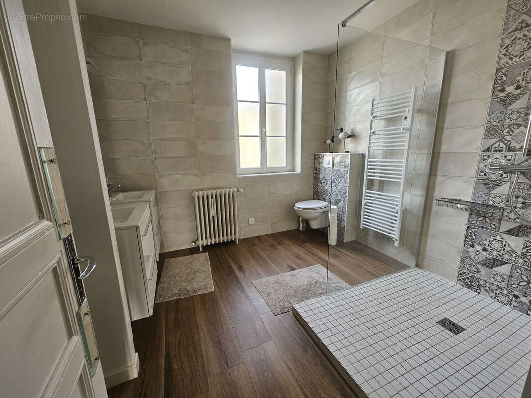 Maison à LA ROCHEFOUCAULD