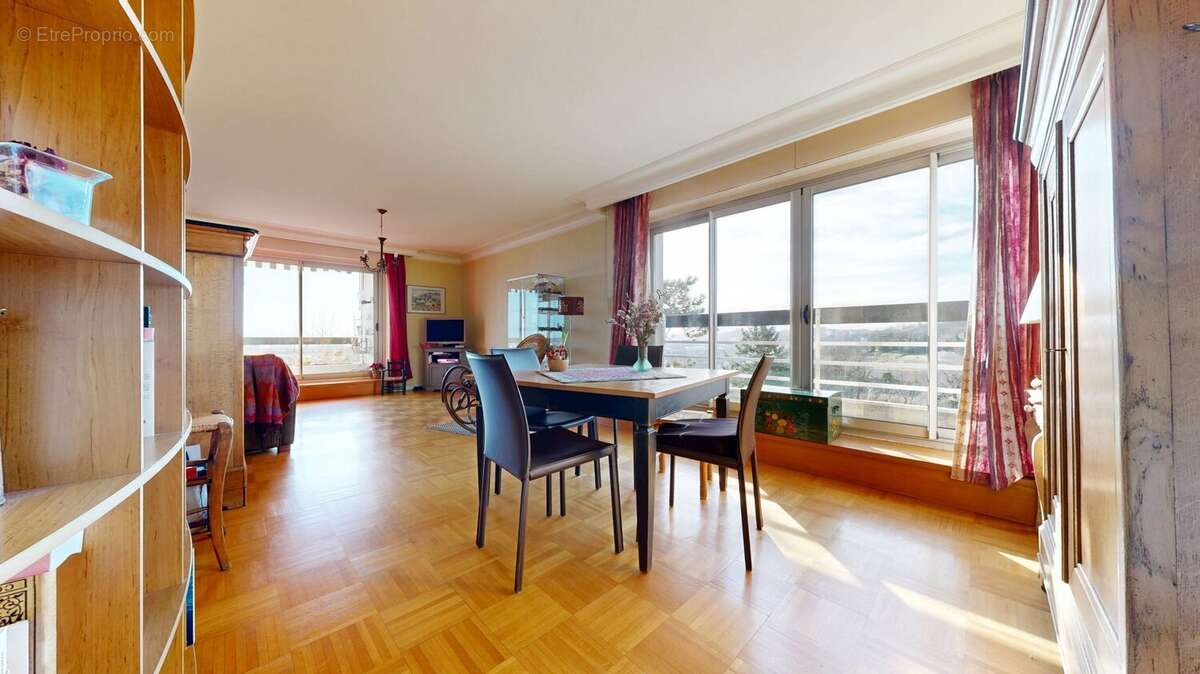 Appartement à CALUIRE-ET-CUIRE