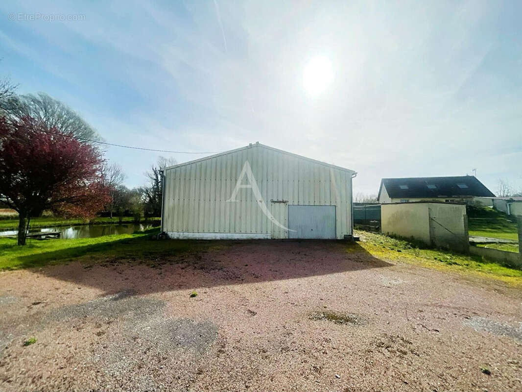 Vaste pavillon - Etang - Hangar - photo 7