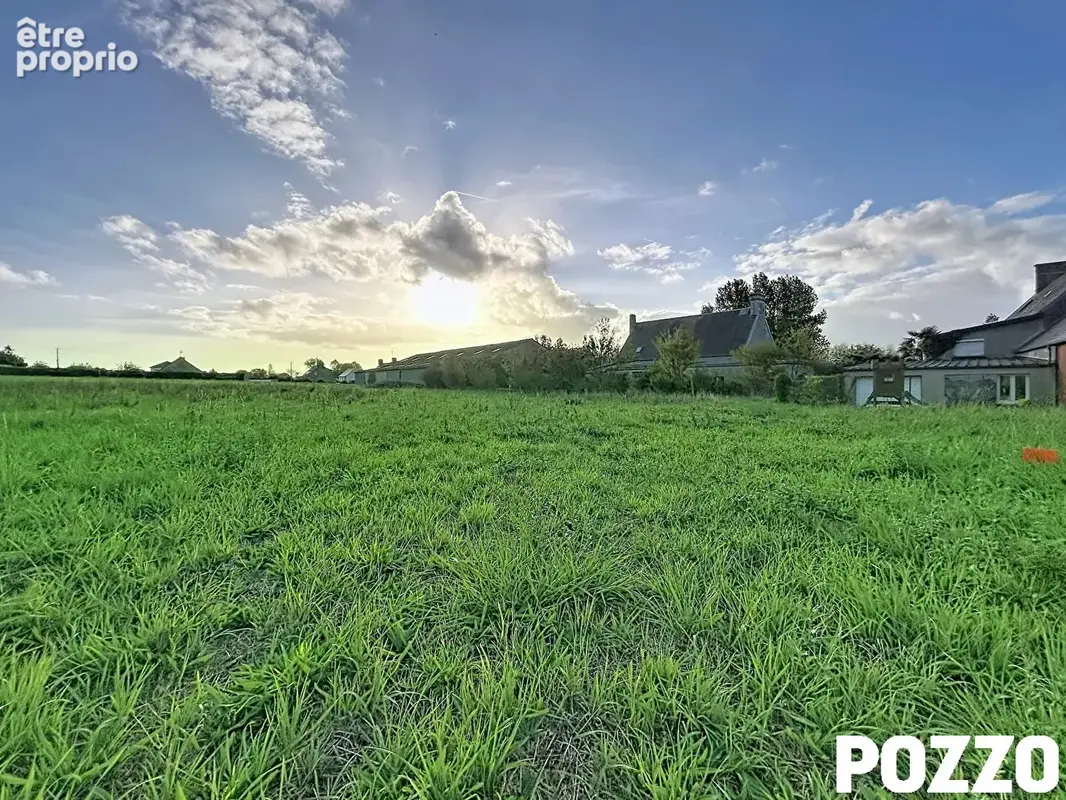 TOURNEVILLE SUR MER - terrain à bâtir viabilisé de 1168 m². - photo 2