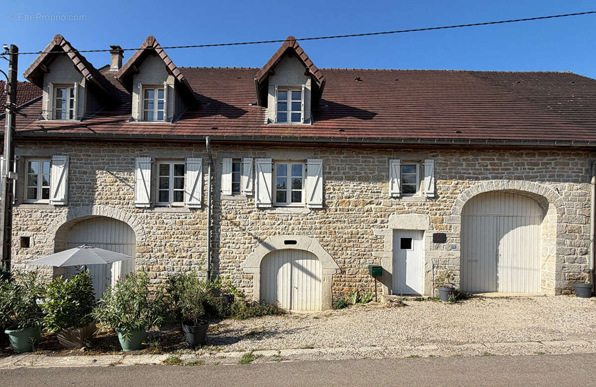 Maison en pierre à Montain 7 pièces / 5 chambres / 215 m² - photo 11