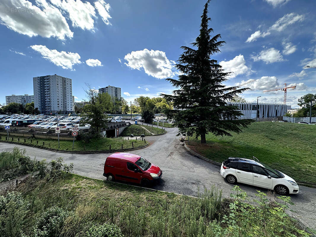 Appartement à VAULX-EN-VELIN