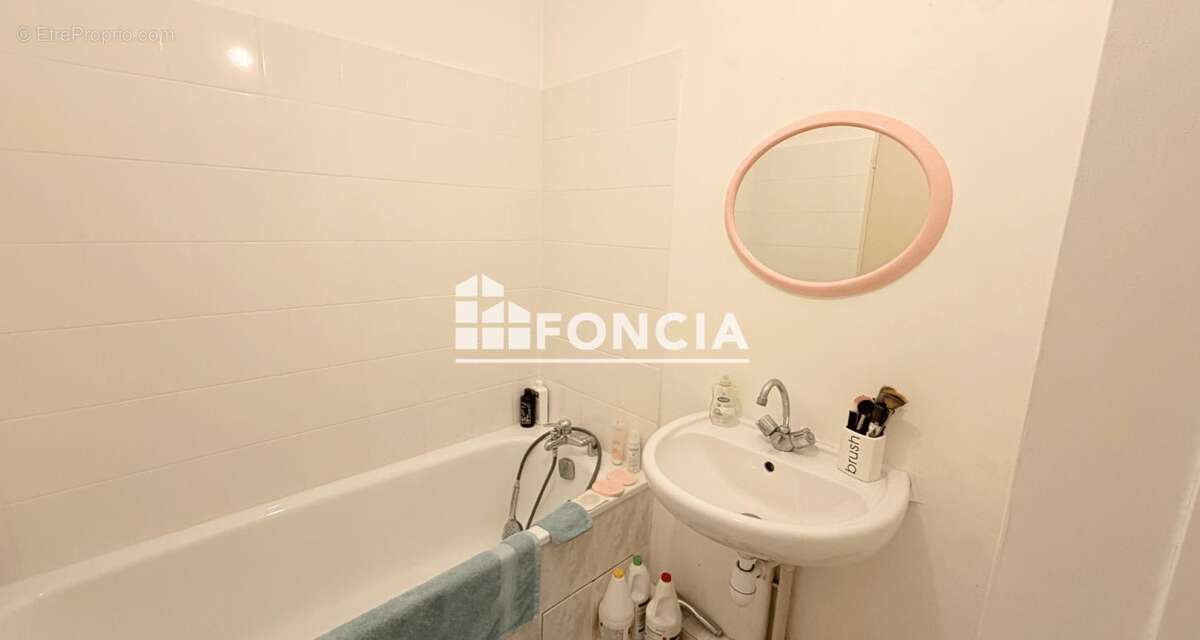 Appartement à LYON-5E