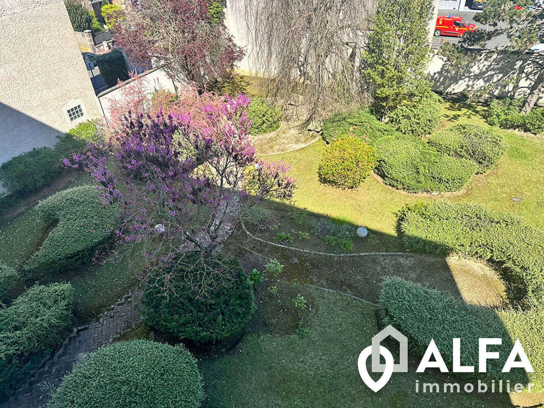 Appartement à ENGHIEN-LES-BAINS