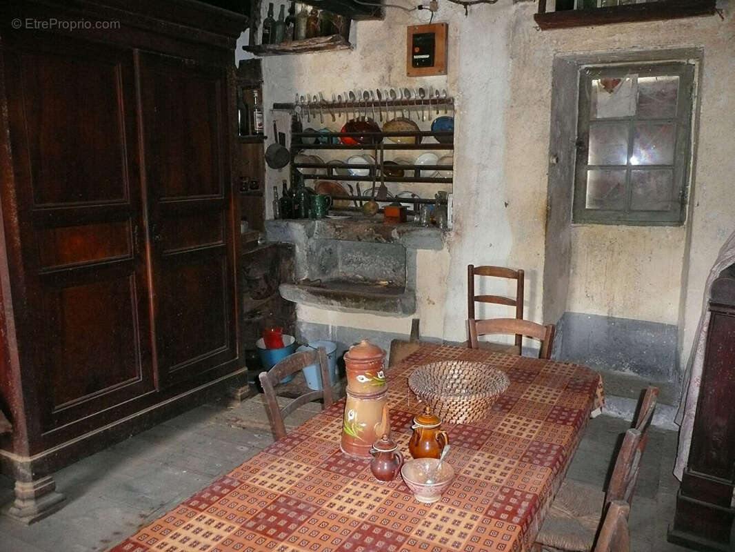 Corps de ferme - Vailhourles - photo 9