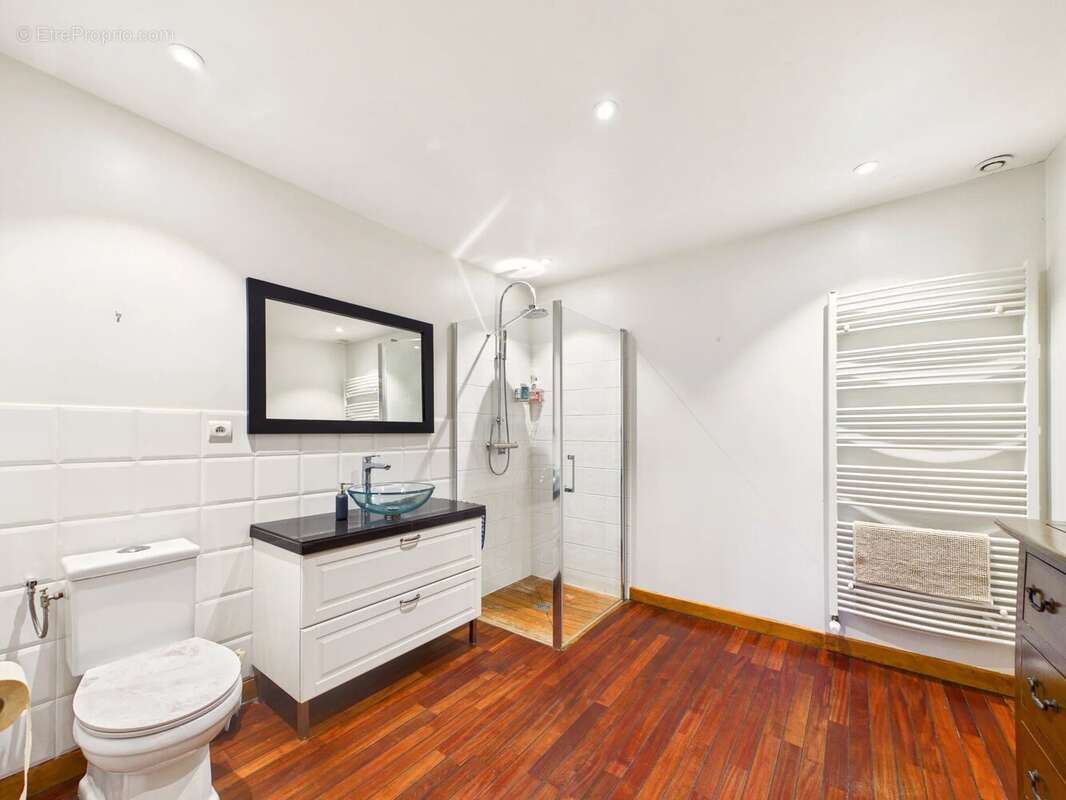 Fabuleuse maison en pierre avec piscine et joli jardin - photo 10