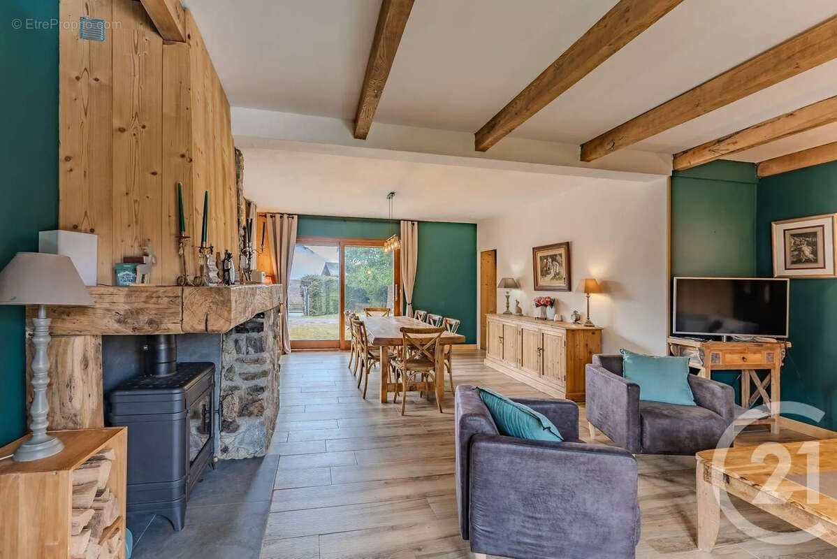 Maison à THOLLON-LES-MEMISES